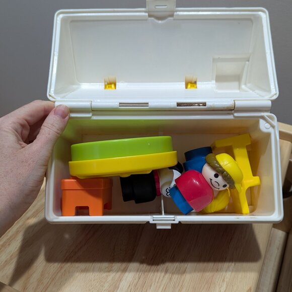 Vintage inspired Little People set - Picture 3 of 6